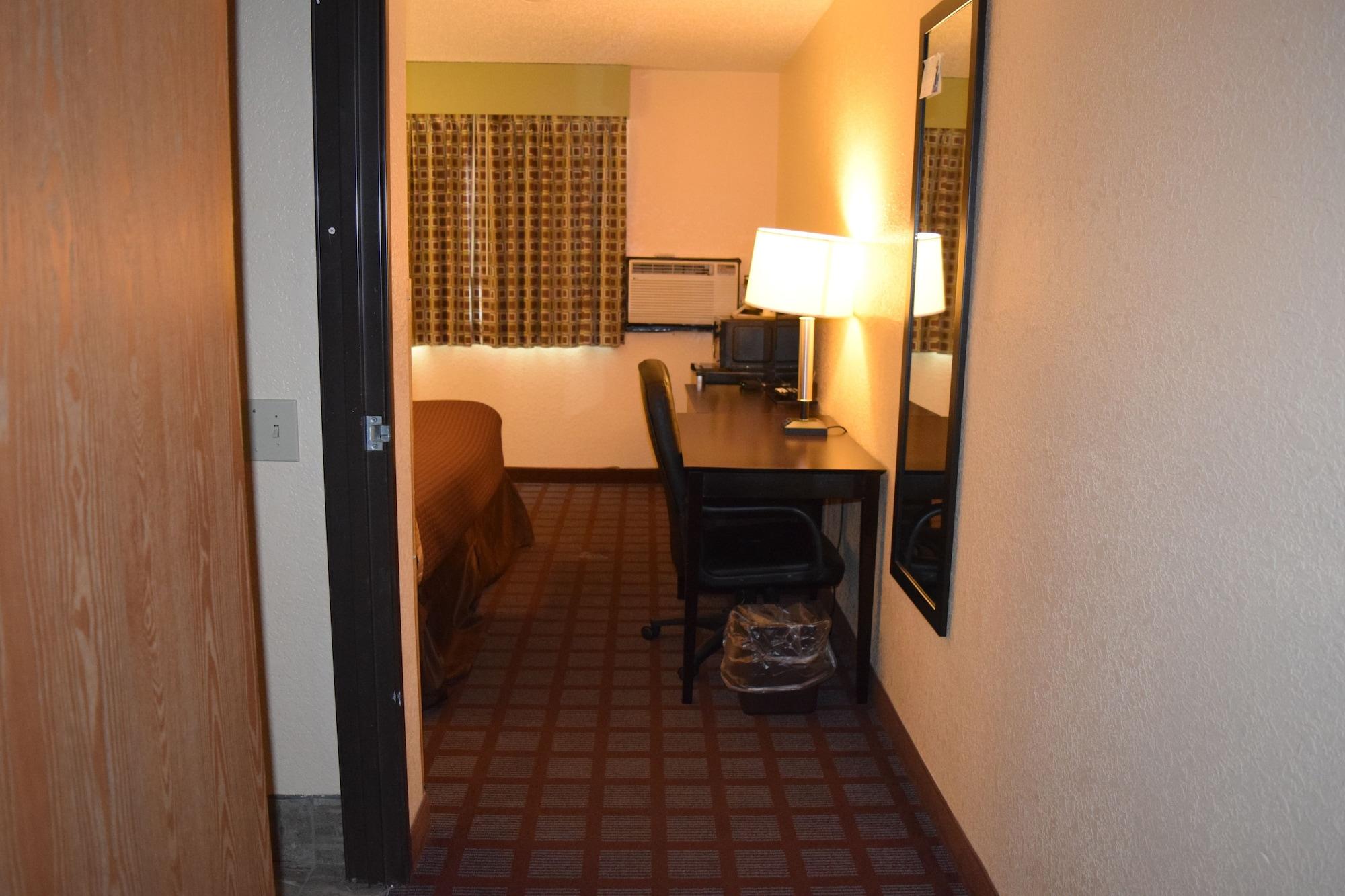 Super 8 By Wyndham Saginaw Motel Exterior foto